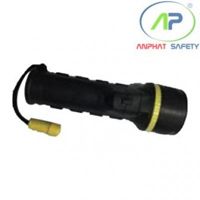 Đèn Pin ánh sáng vàng loại 3